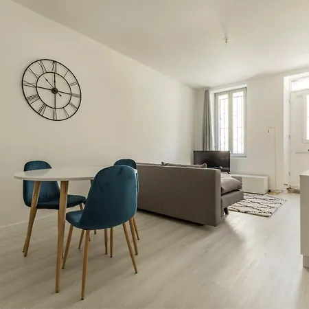 Le Bleu - Lumineux, 1 Chambre, Salle De Bain Moderne Apartment
